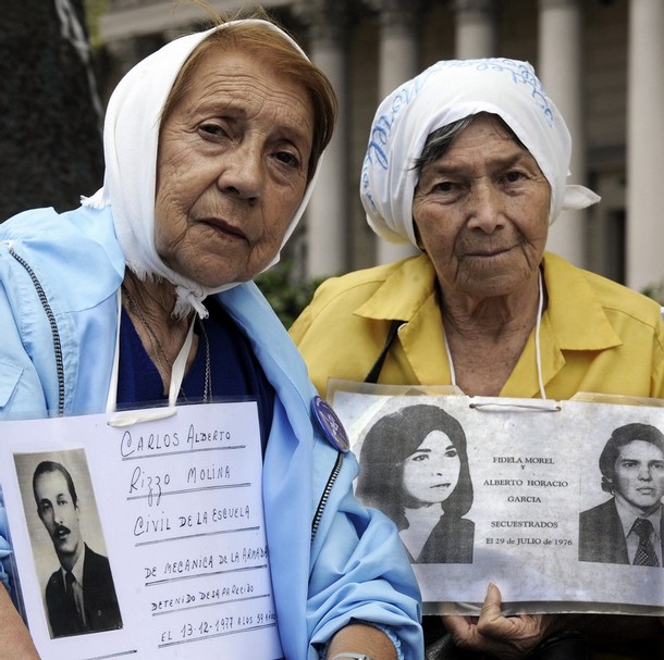 ARGENTINA-MARCH-DEMOCRACY-MOTHERS